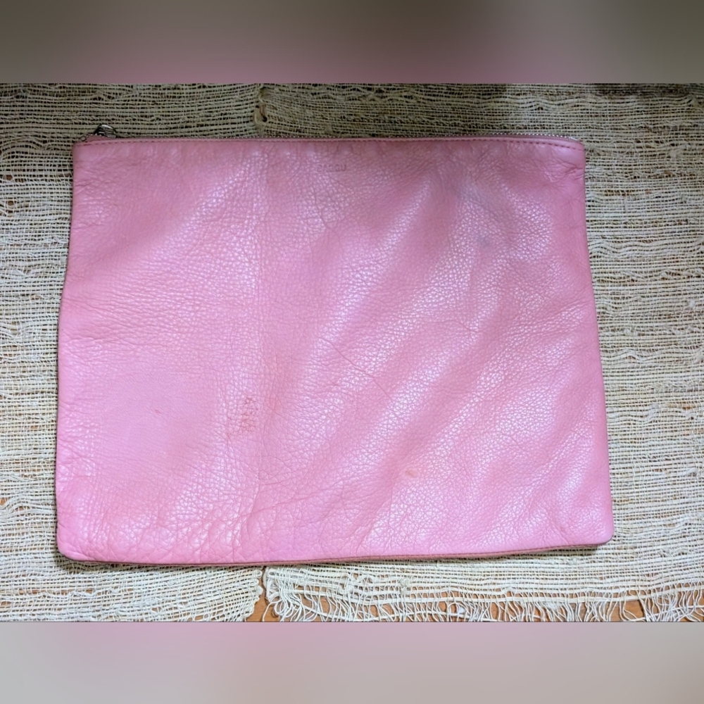 Baggu suede natural milled leather pouch/clutch in pink